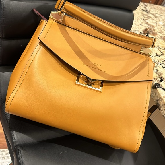 GIVENCHY Mystic Bag - Picture 4 of 16